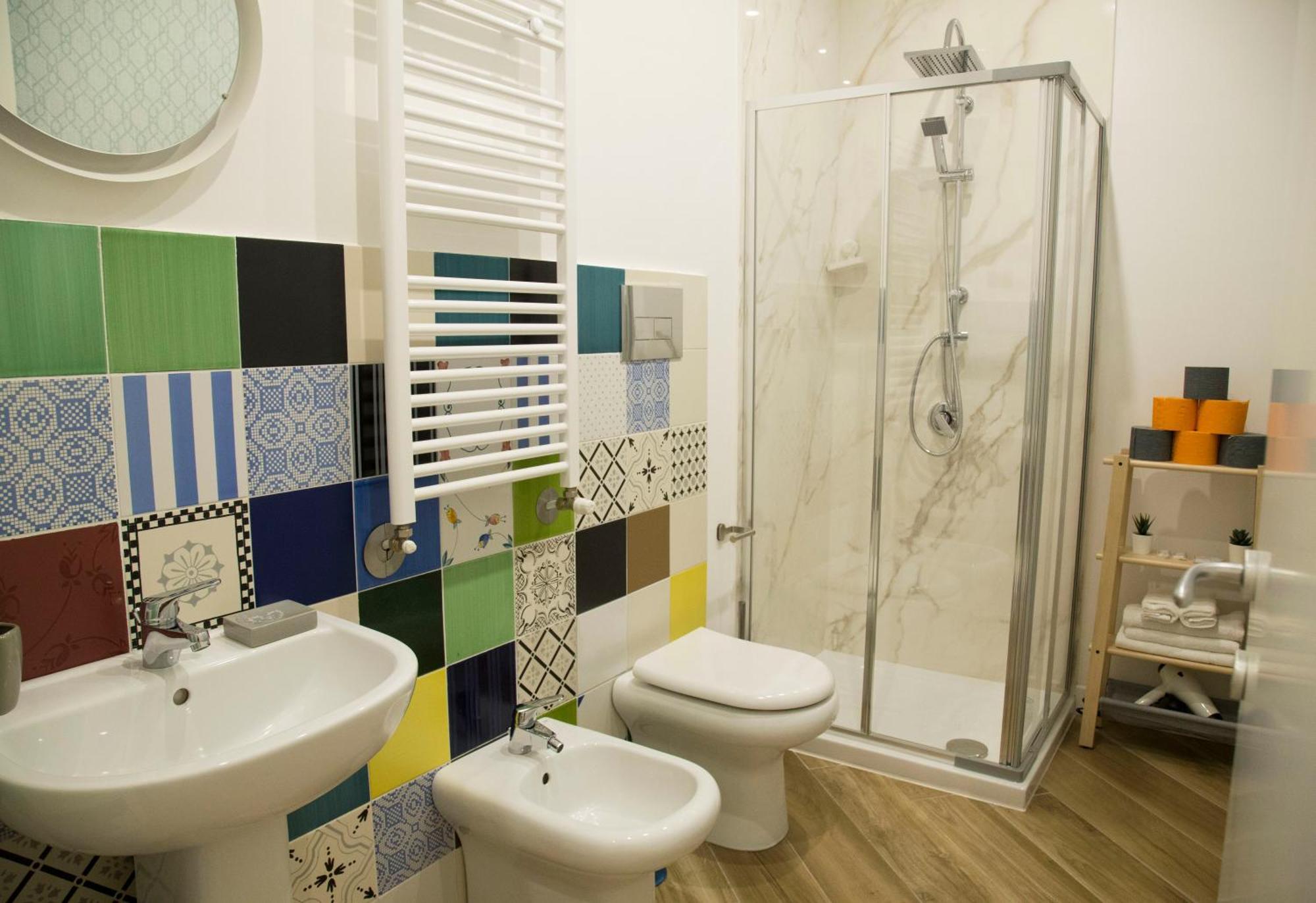 Rooms Garibaldi Napoli Bagian luar foto